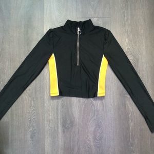 Long sleeve half zip crop top